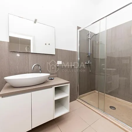 La Torre 4* טורה לפילו