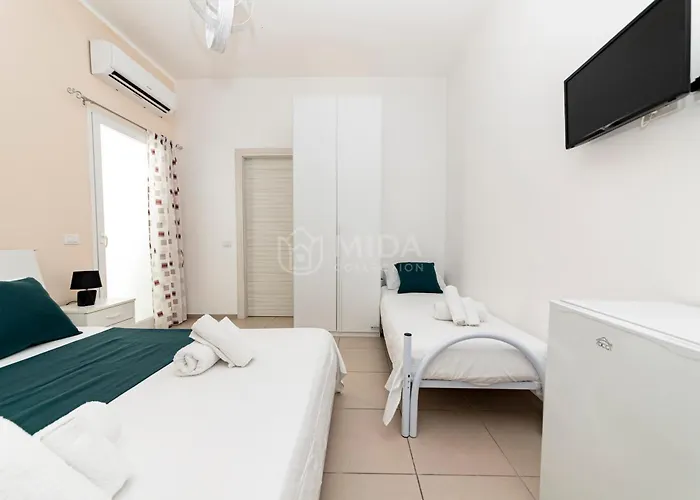 La Torre לינה וארוחת בוקר 4*