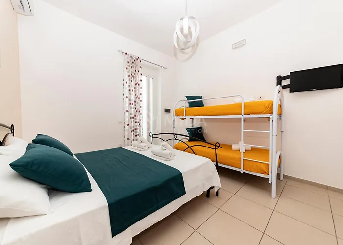 La Torre לינה וארוחת בוקר 4*