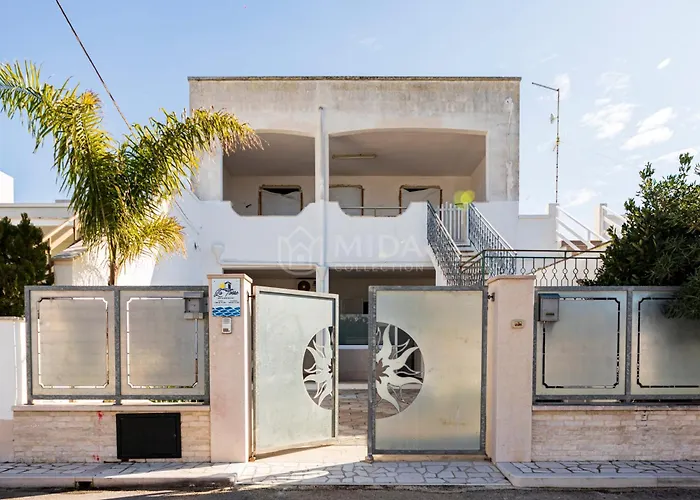 לינה וארוחת בוקר La Torre 4*